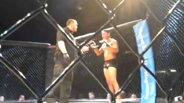 John Barron vs. Joshua Lee смотреть онлайн