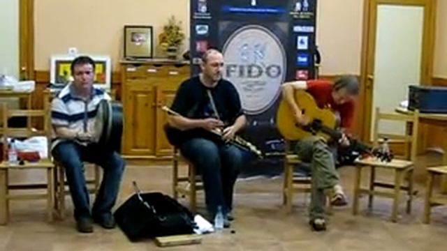 Mcgoldrick, Ed Boyd, John Joe Kelly en Tapia de Casariego смотреть онлайн