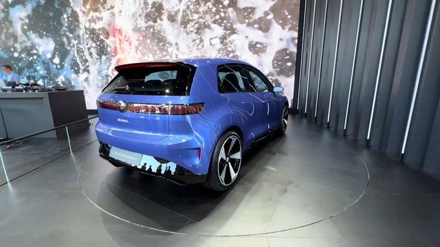 VolksWagen ID. 2ALL - walkaround in Munich смотреть онлайн
