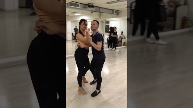 Бачата / Bachata / Level 2 смотреть онлайн