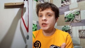 Как сделать медальницу. Просто быстро дешево. Если не умеешь ни чего делать