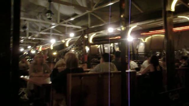 Moon River with a Russian Accent! : ) смотреть онлайн
