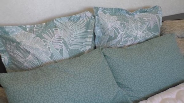 #VLOG Сбежали из города/ #заказ #GRANDSTOCK / #Косметика с собой