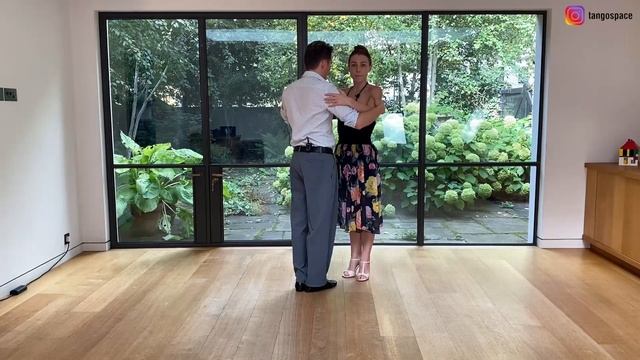 How To Sacada? Perfect Tango Sacadas Combination (For Leaders & Followers)