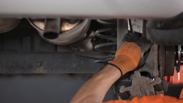 Så byter du hjullager, bak på HYUNDAI GETZ 1 [Guide] смотреть онлайн
