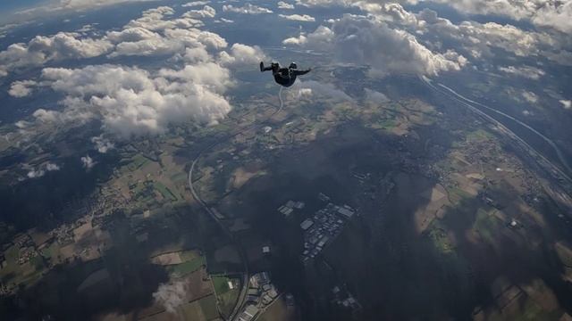 126 -ème saut - INIT Bi4 passages dos ventre - Corbas Lyon- 2022 смотреть онлайн