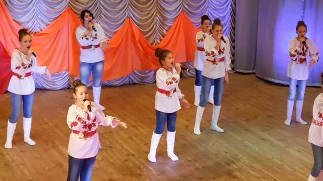 Сокал ( белорусская песня))) Народный вокальный ансамбль " Червона Калина " смотреть онлайн