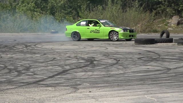 BMW E36 4.4 V8 Drift With M62B44 Engine