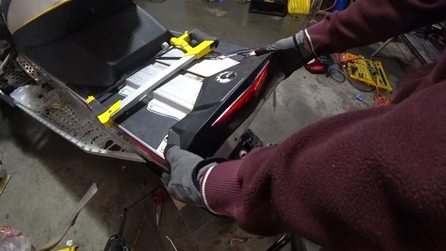 Replace Your Ski-Doo XP Snowflap with XS/XM LED Tailight Snowmobile flap смотреть онлайн