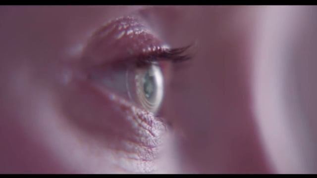 Black Mirror - Nosedive Scene