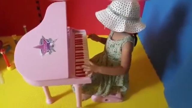 Winfun Symphonic Grand Piano Set for Kids | Musical toy | Party theme toy | смотреть онлайн