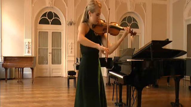 J.S. Bach -Second partita - Allemande, Courrante, Sarabande, Gigue смотреть онлайн