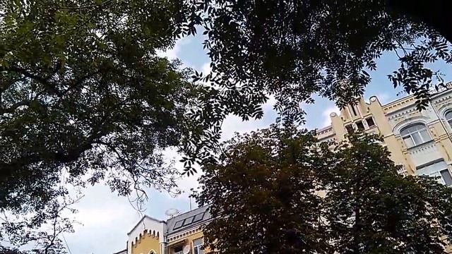 КИЕВ МЕТРО "ЗОЛОТЫЕ ВОРОТА" - 1.07.2015 смотреть онлайн