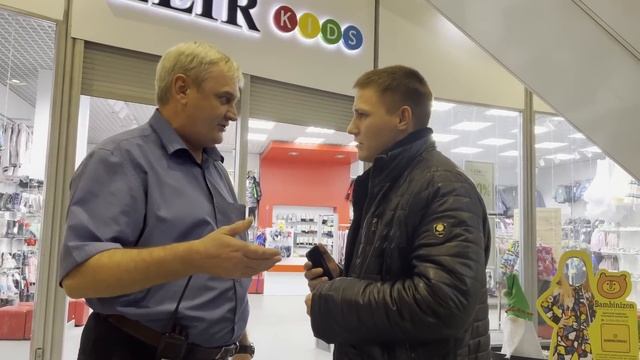 Чуть не залил ПЕРЦЕМ борзого охранника / Не пускают без QR-Кода смотреть онлайн