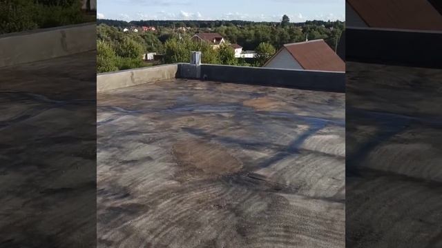 Нанесение жидкой резины "Galeon" на кровлю загородного дома. От 500руб с материалом Москва Область смотреть онлайн