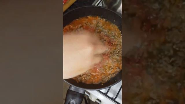 Рецепт - Мясная подлива из фарша для гречки, риса, картошки, пюре, макарон, вермишели, лапши и т.д.