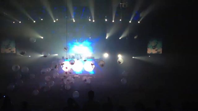 "Save the World" Swedish House Mafia 2/16/2013 смотреть онлайн