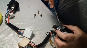 Замена замка зажигания ВАЗ 2110, 2111, 2112. Замена контактной группы замка. Ремонт замка #vseklevo