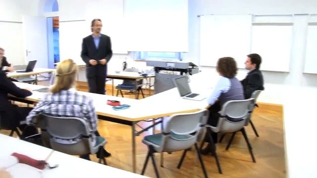 Business School Lausanne (Швейцария) смотреть онлайн