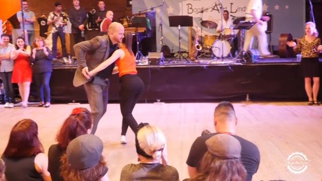Démonstration Sophie & Thomas смотреть онлайн