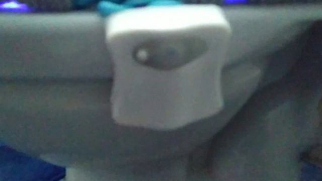 Подсветка для унитаза разноцветная LED с датчиком движения смотреть онлайн