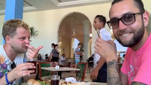 Бичиха курорт энд ресорт. Выбор еды смотреть онлайн