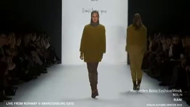 ALENA GERBER Fashionweek Paris смотреть онлайн