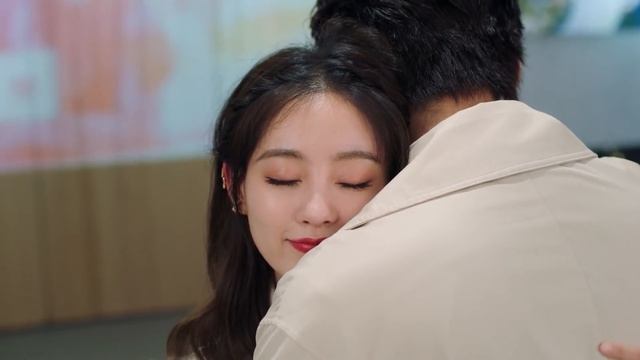 EP29速看|陆漓终于知道姜逸城有多爱她，坦白孩子是姜逸城的，姜逸城正式晋级成爸爸，开心的抱着陆漓转圈圈【程序员那么可爱CuteProgrammer】 смотреть онлайн