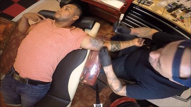 Compass Tattoo with honduras map смотреть онлайн