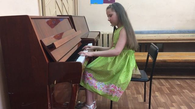 Одноценова Варвара 2 класс- П. И. Чайковский- старинная французская песенка смотреть онлайн