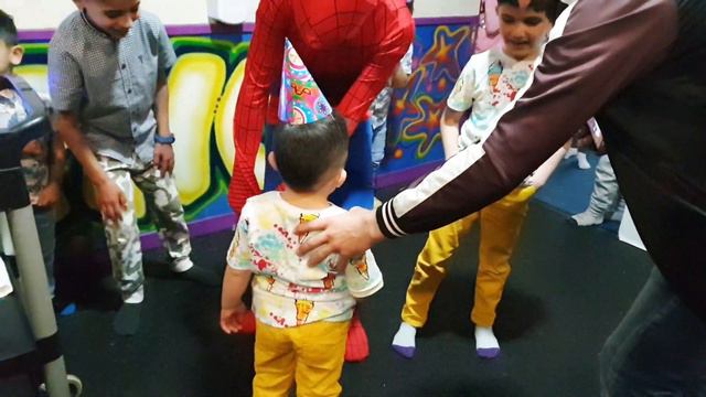 Малек и Диляр ПРАЗДНУЮТ свои ДНИ РОЖДЕНИЯ/КТО ЖЕ ПРИШЁЛ ИХ ПОЗДРАВИТЬ? смотреть онлайн