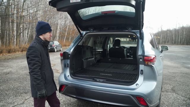 Toyota Highlander - do 3 razy sztuka #SaloNówka смотреть онлайн
