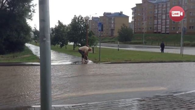 После дождика 25 июля 2017 в Слониме смотреть онлайн