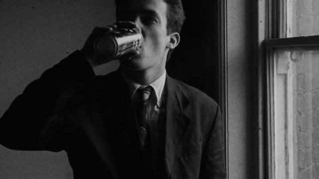 Преследование (Кристофер Нолан, 1999) / Following (Christopher Nolan, 1999)