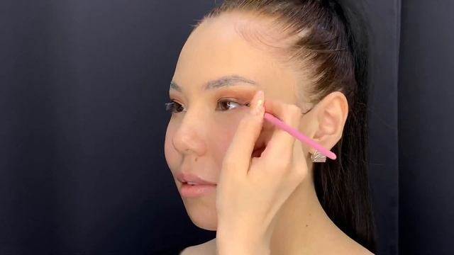 Макияж для НАВИСШЕГО века / макияж в технике Кошачий глаз / Cat eyes makeup / Soft Glam makeup смотреть онлайн