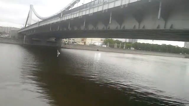 4 часа в очереди к мощам Св Николая Чудотворца в Москве смотреть онлайн
