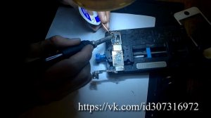 iPhone 7 не заряжается