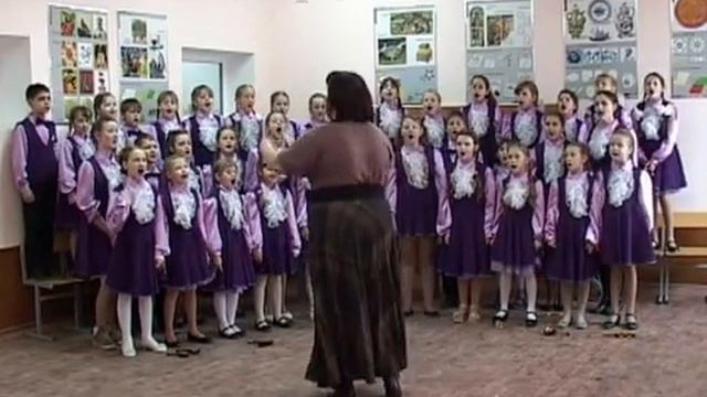Россия. Краснодарский край, г. Крымск. Хор Детской музыкальной школы №1. Младшая группа смотреть онлайн