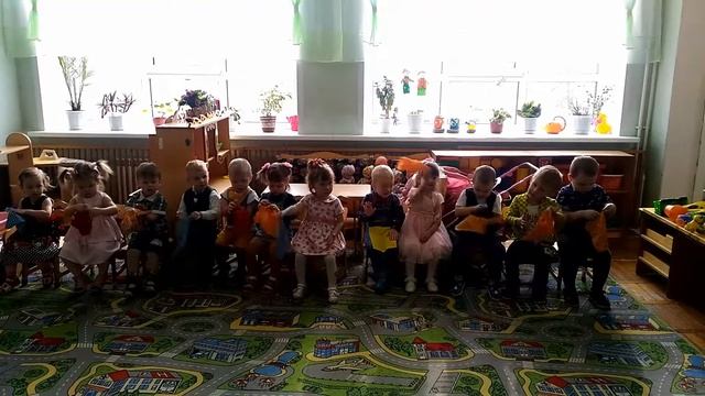 Фрагмент утренника 8 Марта в первой младшей группе (2018г) смотреть онлайн