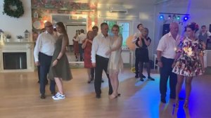 Танец родителей и детей на Выпускном 11 В класса Школы №1 города Фрязино 2020 год