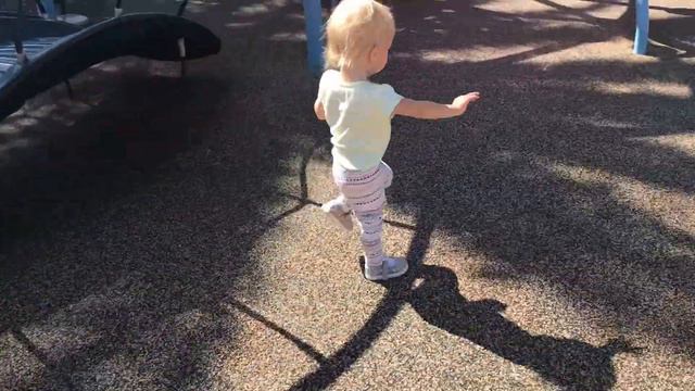Sofia in the playground смотреть онлайн
