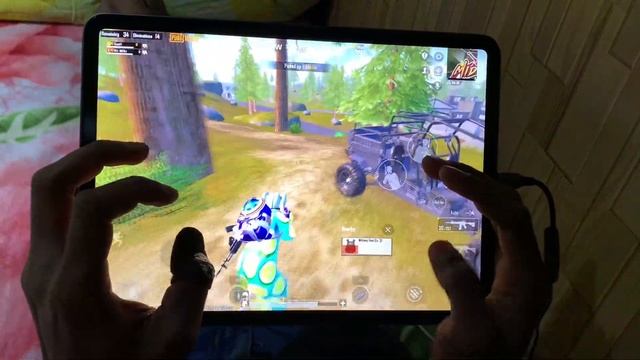 Omg!!?New High Kills Livik Gameplay | IPad Pro Handcam?| 90fps | Pubg Mobile смотреть онлайн