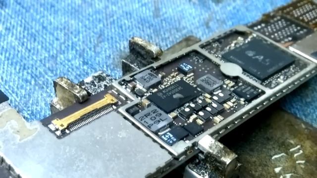 Skill 8: How to remove a BGA IC with some black glue around it смотреть онлайн