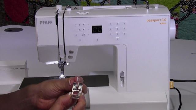Pfaff Passport 3.0 - 2 Accessories смотреть онлайн