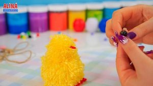 Милый цыпленок из ниток. Подарок своими руками