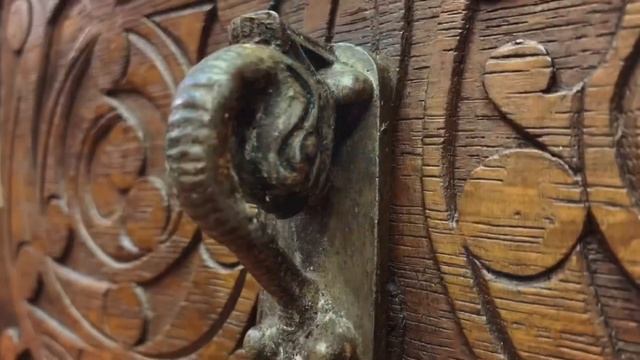 Старинный стол под самовар купца Калашникова. смотреть онлайн