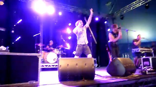 Fell Out Boy - Irresistible (Fall Out Boy Tribute смотреть онлайн