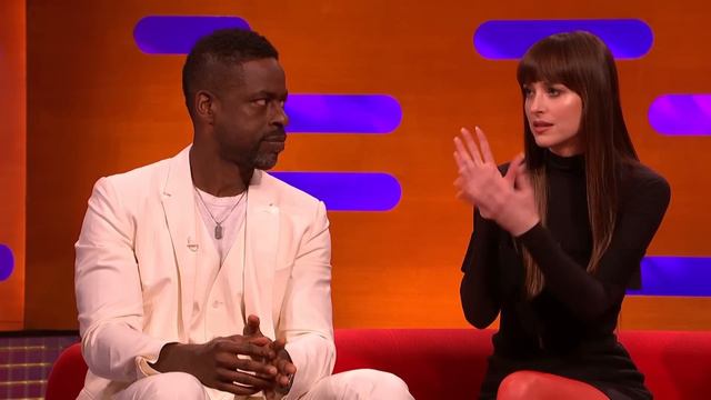 Dakota Johnson Thinks She Should Win An Oscar For Her Stunt | The Graham Norton Show смотреть онлайн