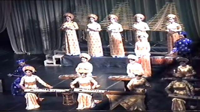 "Vietnamese music" Вьетнам 2005г смотреть онлайн