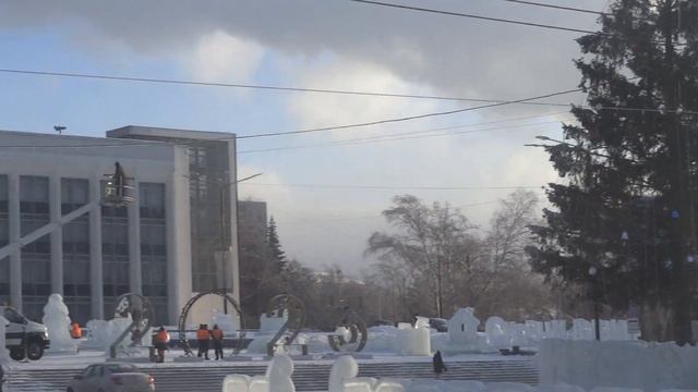 город уфа черниковка елка на дк умпо машинка.ул первомайская 20 12 2022 смотреть онлайн